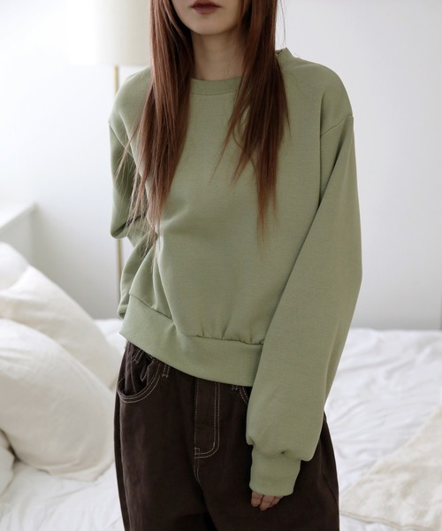 UNE MANSION（ユヌマンション）の「デイリーシンプルラウンドネッククロップドトレーナー（スウェット・レディース・ブラック/ネイビー/スカイブルー/グレー/イエロー/ミント/パープル/オートミール/ピンク・FREE）」の21枚目の写真