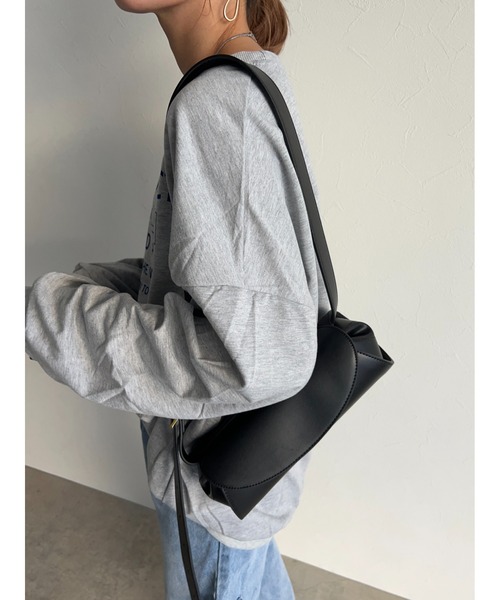 owndaily（オンデイリー）の「エコレザーショルダーバッグ（ショルダーバッグ・レディース・ブラック/ブラウン・FREE）」の16枚目の写真