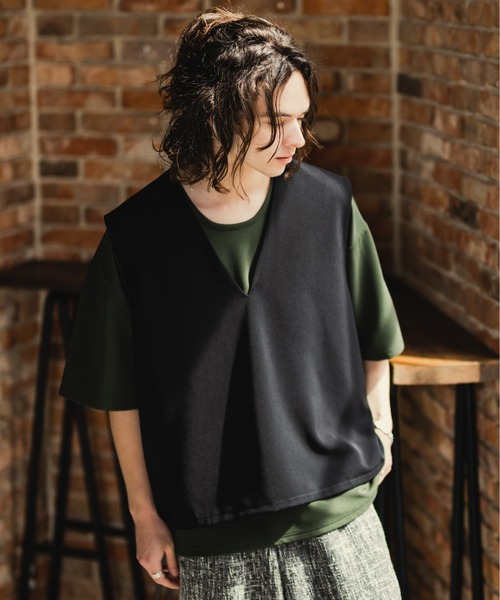 CASPER JOHN（キャスパージョン）の「V-neck loose vest/Vネックルーズベスト（ベスト・メンズ・ライトグリーン/ブラック/ナチュラル・SMALL/MEDIUM/LARGE）」の7枚目の写真