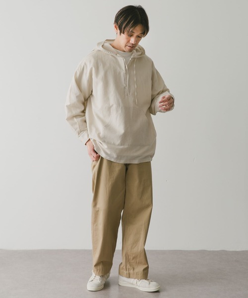 URBAN RESEARCH DOORS（アーバンリサーチドアーズ）の「コットンラミーパーカー（パーカー・メンズ・ブラック/アイボリー・MEDIUM/LARGE）」の7枚目の写真