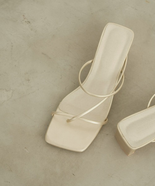 Aunt Marie's（アントマリーズ）の「クロスラインヒールサンダル/細ストラップミュール（サンダル・レディース・ブラック/ゴールド/ホワイト/グリーン・S/M/L）」の8枚目の写真