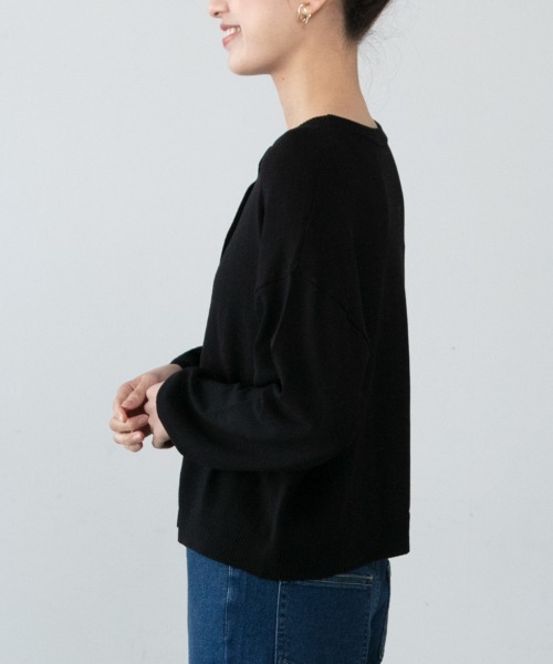 M.deux（エムドゥ）の「◎クルーネックカーディガン◎（カーディガン/ボレロ・レディース・オフホワイト/ブラック/ベージュ/ピンク・MEDIUM）」の10枚目の写真