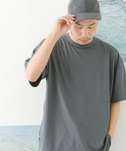 EKAL（エカル）の「add fabrics ロゴTシャツ（Tシャツ/カットソー・メンズ・ベージュ/チャコールグレー/グレー・MEDIUM/LARGE）」の11枚目の写真