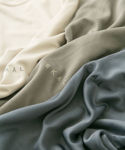 EKAL（エカル）の「add fabrics ロゴTシャツ（Tシャツ/カットソー・メンズ・ベージュ/チャコールグレー/グレー・MEDIUM/LARGE）」の5枚目の写真