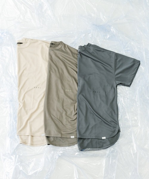 EKAL（エカル）の「add fabrics ロゴTシャツ（Tシャツ/カットソー・メンズ・ベージュ/チャコールグレー/グレー・MEDIUM/LARGE）」の4枚目の写真
