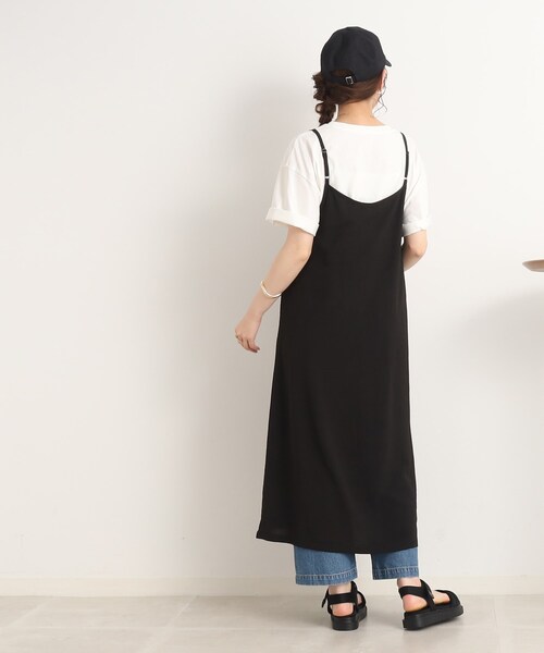 SHOO・LA・RUE(シューラルー)の「◆【イージーケア】大人の心をつかむ キャミワンピース(ワンピース・レディース・ライトベージュ/ブラック/ブルー・00)」の18枚目の写真