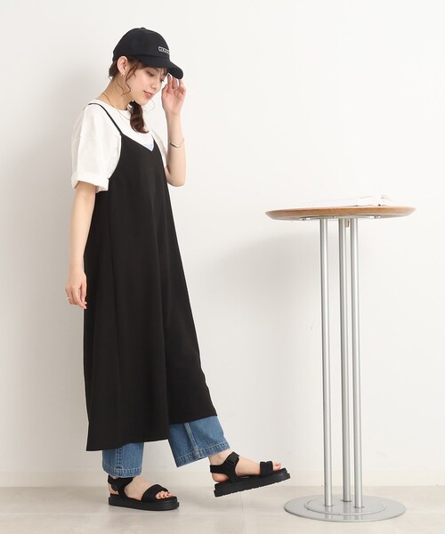 SHOO・LA・RUE(シューラルー)の「◆【イージーケア】大人の心をつかむ キャミワンピース(ワンピース・レディース・ライトベージュ/ブラック/ブルー・00)」の9枚目の写真