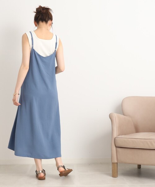 SHOO・LA・RUE(シューラルー)の「◆【イージーケア】大人の心をつかむ キャミワンピース(ワンピース・レディース・ライトベージュ/ブラック/ブルー・00)」の19枚目の写真