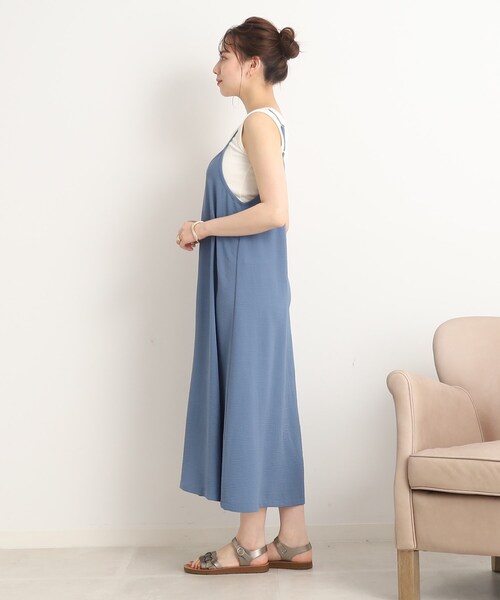SHOO・LA・RUE(シューラルー)の「◆【イージーケア】大人の心をつかむ キャミワンピース(ワンピース・レディース・ライトベージュ/ブラック/ブルー・00)」の11枚目の写真