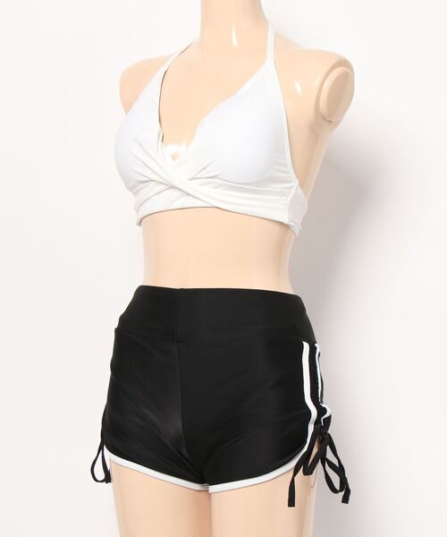 QFORON（キュフォロン）の「スポーティークロス水着セット（水着・レディース・ホワイト×ブラック・LL/M/L）」の17枚目の写真