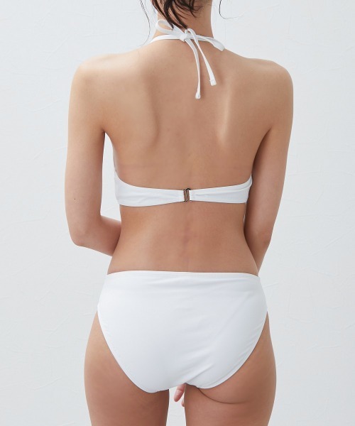 QFORON（キュフォロン）の「スポーティークロス水着セット（水着・レディース・ホワイト×ブラック・LL/M/L）」の14枚目の写真