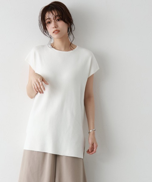 Pierrot(ピエロ)の「フレンチスリーブニットチュニック(ニット/セーター・レディース・ベージュ系その他/オフホワイト/ブラック・M/L)」の2枚目の写真