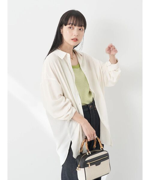 earth music&ecology（アースミュージックアンドエコロジー）の「シアーボーイズライクシャツ（シャツ/ブラウス・レディース・モカ/ピンク/ブラック/オフホワイト/ブルー・FREE）」の8枚目の写真