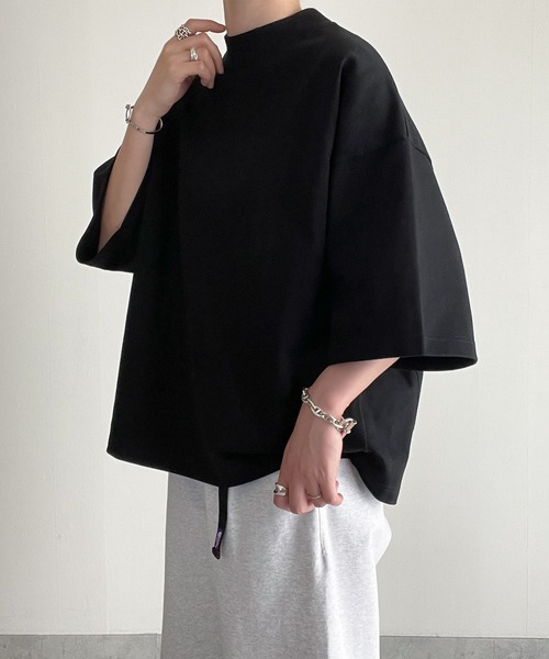 y/m by MIHO（イムバイミホ）の「モックネックオーバーサイズTシャツ（Tシャツ/カットソー・レディース・ホワイト/ブラック・FREE）」の5枚目の写真