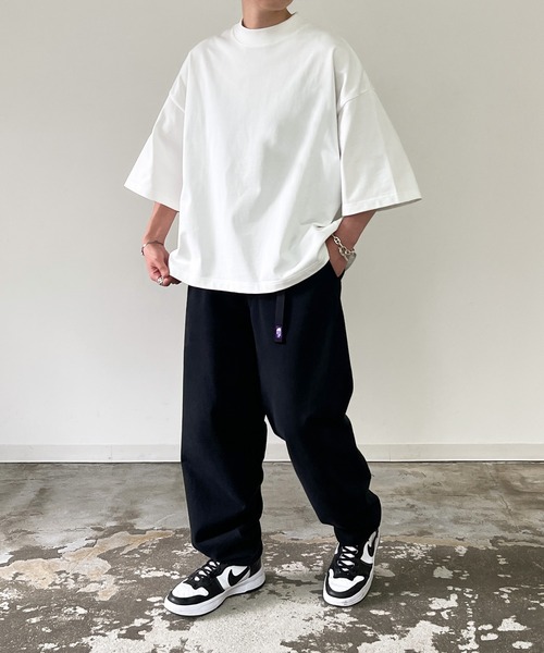 y/m by MIHO（イムバイミホ）の「モックネックオーバーサイズTシャツ（Tシャツ/カットソー・レディース・ホワイト/ブラック・FREE）」の8枚目の写真