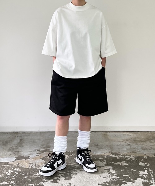 y/m by MIHO（イムバイミホ）の「モックネックオーバーサイズTシャツ（Tシャツ/カットソー・レディース・ホワイト/ブラック・FREE）」の14枚目の写真