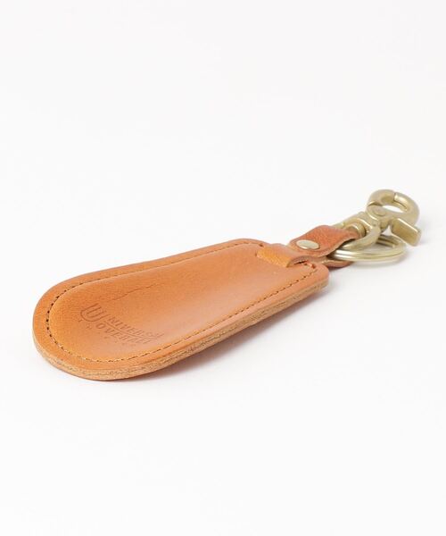UNIVERSAL OVERALL（ユニバーサルオーバーオール）の「【 UNIVERSAL OVERALL / ユニバーサルオーバーオール 】栃木レザー靴べらキーホルダー UV156AR leather shoehorn keychain DRE（キーホルダー・メンズ・ブラック/ダークブラウン/ブラウン/レッド/グリーン/ネイビー・FREE）」の8枚目の写真