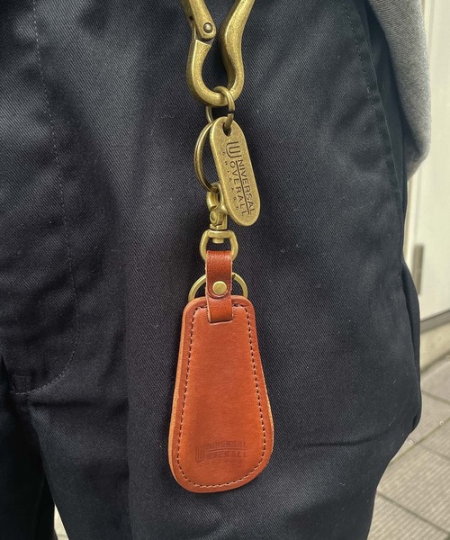 UNIVERSAL OVERALL（ユニバーサルオーバーオール）の「【 UNIVERSAL OVERALL / ユニバーサルオーバーオール 】栃木レザー靴べらキーホルダー UV156AR leather shoehorn keychain DRE（キーホルダー・メンズ・ブラック/ダークブラウン/ブラウン/レッド/グリーン/ネイビー・FREE）」の22枚目の写真