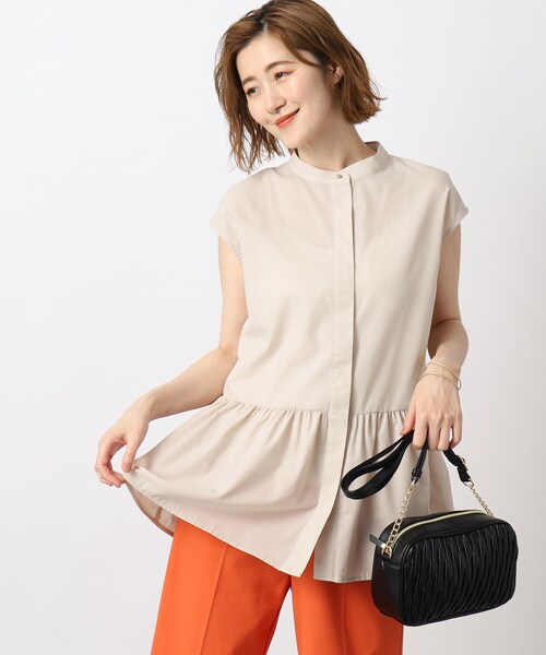 grove（グローブ）の「◆大人かわいい♪ペプラムチュニックシャツ（シャツ/ブラウス・レディース・ブラック/ダークグリーン/ベージュ・02/03/04/05/01）」の2枚目の写真