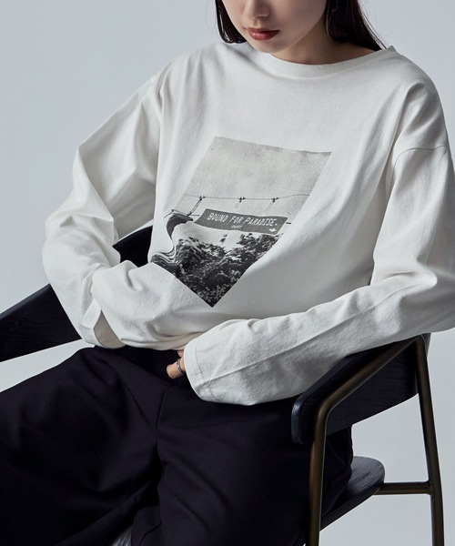 etoll.(エトル)の「フォトプリントロングTシャツ(Tシャツ/カットソー・レディース・オフホワイト/ホワイト系その他・FREE)」の3枚目の写真