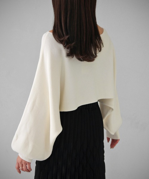 cheriella（シェリエラ）の「【cheriella】WEB限定ショートドルマンニットトップス（ニット/セーター・レディース・ブラック/アイボリー/ブルー・M）」の8枚目の写真