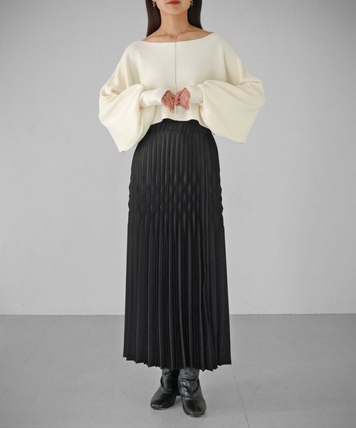 cheriella（シェリエラ）の「【cheriella】WEB限定ショートドルマンニットトップス（ニット/セーター・レディース・ブラック/アイボリー/ブルー・M）」の9枚目の写真