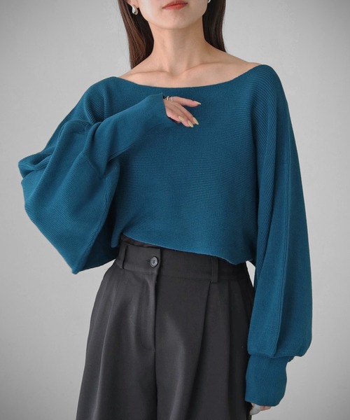cheriella（シェリエラ）の「【cheriella】WEB限定ショートドルマンニットトップス（ニット/セーター・レディース・ブラック/アイボリー/ブルー・M）」の21枚目の写真