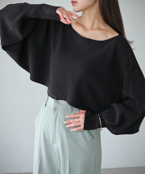 cheriella（シェリエラ）の「【cheriella】WEB限定ショートドルマンニットトップス（ニット/セーター・レディース・ブラック/アイボリー/ブルー・M）」の15枚目の写真