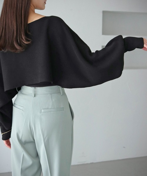 cheriella（シェリエラ）の「【cheriella】WEB限定ショートドルマンニットトップス（ニット/セーター・レディース・ブラック/アイボリー/ブルー・M）」の16枚目の写真