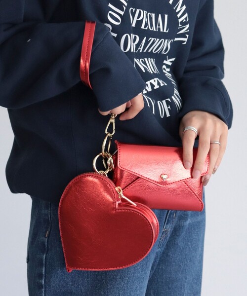 fredy emue（フレディエミュ）の「ハートレターポーチショルダーバッグ（ショルダーバッグ・レディース・シルバー/ブラック/ゴールド/レッド・FREE）」の13枚目の写真