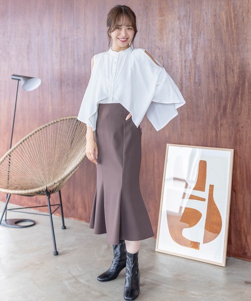 clear（クリア）の「ショルダースリットケープシャツ[骨格ナチュラル 大人 カジュアル]≪STAY MOTION≫（シャツ/ブラウス・レディース・オフホワイト/ブルー/ブラック・F）」の14枚目の写真