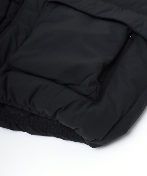 Lazar(ラザル)の「Oversize Puffer Vest/オーバーサイズ パファーベスト/中綿 ファイバーダウンベスト/テックベスト/レディース メンズ アウター(ダウンベスト・レディース・ブラック/セージグリーン/オフホワイト・M/L/LL)」の13枚目の写真