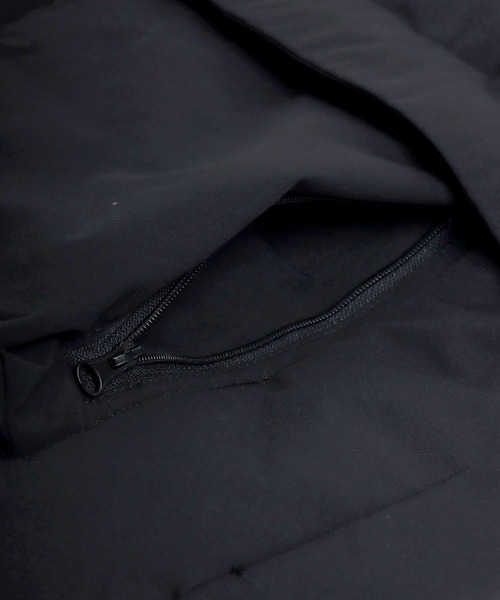 Lazar(ラザル)の「Oversize Puffer Vest/オーバーサイズ パファーベスト/中綿 ファイバーダウンベスト/テックベスト/レディース メンズ アウター(ダウンベスト・レディース・ブラック/セージグリーン/オフホワイト・M/L/LL)」の11枚目の写真