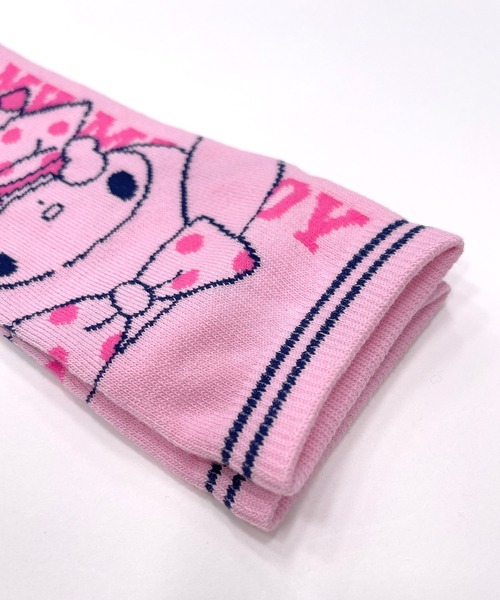 sanrio（サンリオ）の「Sanrio サンリオ POP カジュアル＆ドレッシー ハローキティ マイメロディ クロミ シナモン アンクルソックス くるぶし 靴下 23cm 24cm 25cm（ソックス/靴下・レディース・クリーム/ピンク系その他/ブラック/イエロー/ピンク系その他2/ネイビー/パープル/ピンク/ブラック系2/スカイブルー系1/パープル系2/パープル系3/ブルー系1/ピンク系1/ピンク系2/ブラック系1/ネイビー系1/パープル系1・23-25cm）」の21枚目の写真