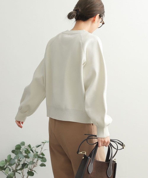 URBAN RESEARCH DOORS（アーバンリサーチドアーズ）の「ポリエステルボリュームスリーブKNIT（ニット/セーター・レディース・レッド/チャコールグレー/アイボリー・MEDIUM）」の5枚目の写真