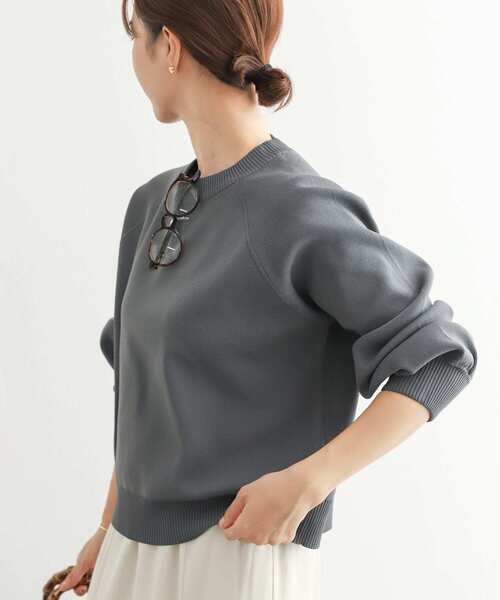 URBAN RESEARCH DOORS（アーバンリサーチドアーズ）の「ポリエステルボリュームスリーブKNIT（ニット/セーター・レディース・レッド/チャコールグレー/アイボリー・MEDIUM）」の14枚目の写真