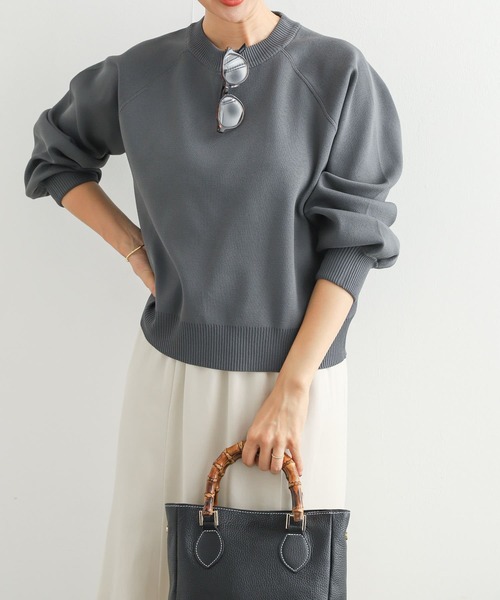 URBAN RESEARCH DOORS（アーバンリサーチドアーズ）の「ポリエステルボリュームスリーブKNIT（ニット/セーター・レディース・レッド/チャコールグレー/アイボリー・MEDIUM）」の18枚目の写真