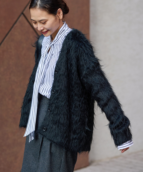 JOURNAL STANDARD（ジャーナルスタンダード）の「シャギーVネック