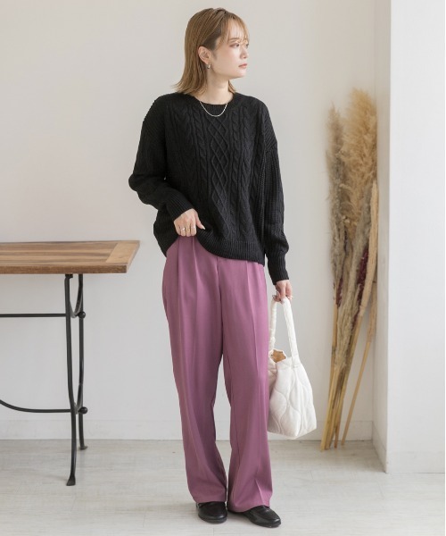 ad thie（アドティエ）の「ケーブル柄 クルーネック ニット セーター（ニット/セーター・レディース・アイボリー/ブラック/ピンクベージュ/オリーブ/グレー/ナチュラル/イエロー/キャメル/マスタード/ミント/オレンジ/ベージュ/ラベンダー/チャコール/ピンク/ライトブルー・MEDIUM）」の17枚目の写真