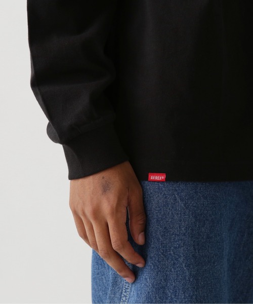 AVIREX（アヴィレックス）の「《直営店限定》TAGGING DESIGN LONGSLEEVE T-SHIRT / タギング デザイン 長袖 Tシャツ / AVIREX / アヴィレックス（Tシャツ/カットソー・メンズ・ベージュ/パープル/ターコイズブルー/オレンジ・LARGE/XX-LARGE/MEDIUM/X-LARGE）」の21枚目の写真