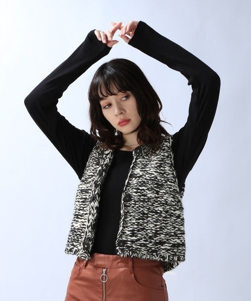 JEANASIS(ジーナシス)の「1.5Gハンドライクベスト/980521(ベスト・レディース・グレー系その他/ブラック系その他・FREE)」の12枚目の写真