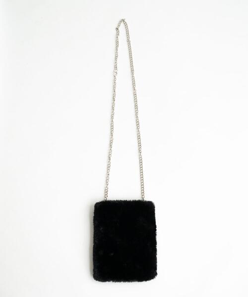 WEGO(ウィゴー)の「WEGO/ファーチェーンミニショルダー(ショルダーバッグ・レディース・サックスブルー/ベージュ/ブラック/ライトピンク/ピンク系その他/オレンジ/グリーン/その他1/その他2/ホワイト/グレー・FREE)」の21枚目の写真