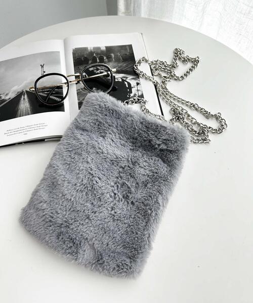 WEGO(ウィゴー)の「WEGO/ファーチェーンミニショルダー(ショルダーバッグ・レディース・サックスブルー/ベージュ/ブラック/ライトピンク/ピンク系その他/オレンジ/グリーン/その他1/その他2/ホワイト/グレー・FREE)」の12枚目の写真