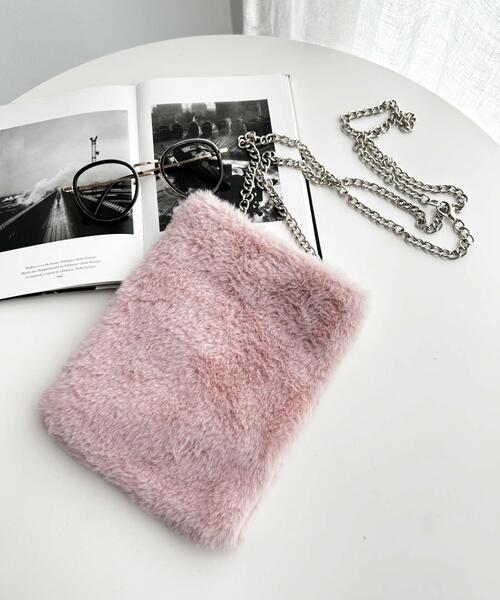 WEGO(ウィゴー)の「WEGO/ファーチェーンミニショルダー(ショルダーバッグ・レディース・サックスブルー/ベージュ/ブラック/ライトピンク/ピンク系その他/オレンジ/グリーン/その他1/その他2/ホワイト/グレー・FREE)」の14枚目の写真