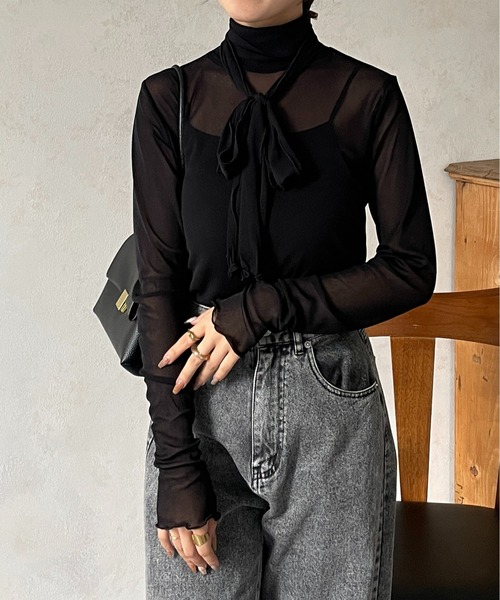 Thevon(ゼボン)の「ボウタイ付きパワーネットシアータートルプルオーバー(Tシャツ/カットソー・レディース・ブラック/グレー/オフホワイト・FREE)」の9枚目の写真