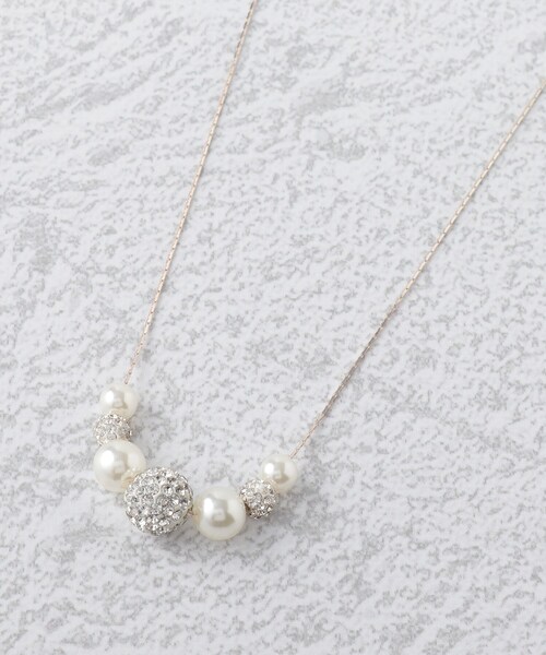 SHOO・LA・RUE（シューラルー）の「◆【セレモニー】フェイクパール＆パヴェスライダーネックレス（ネックレス・レディース・ゴールド/ピンクゴールド/シルバー・00）」の3枚目の写真