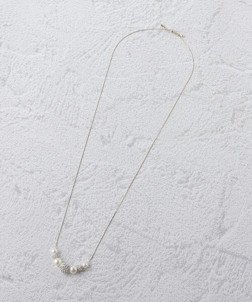 SHOO・LA・RUE（シューラルー）の「◆【セレモニー】フェイクパール＆パヴェスライダーネックレス（ネックレス・レディース・ゴールド/ピンクゴールド/シルバー・00）」の5枚目の写真