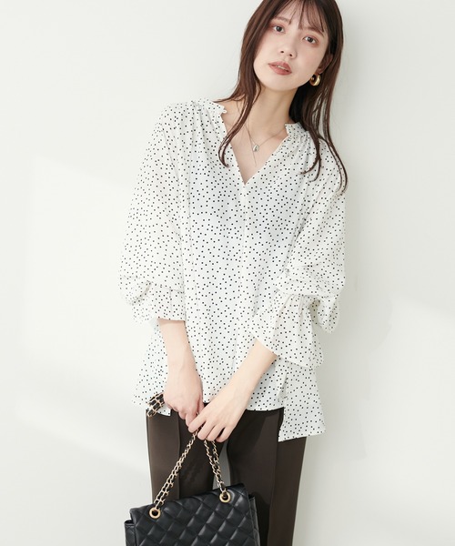 natural couture(ナチュラルクチュール)の「とろみ素材フレアスリーブチュニック(シャツ/ブラウス・レディース・その他2/その他1/レンガ/オフホワイト・FREE)」の14枚目の写真