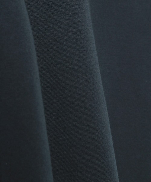 Disney(ディズニー)の「【DISNEY/ディズニー】ミッキーマウス裏ボアクルースウェットトレーナー(スウェット・メンズ・杢グレー/ネイビー・L/M)」の7枚目の写真