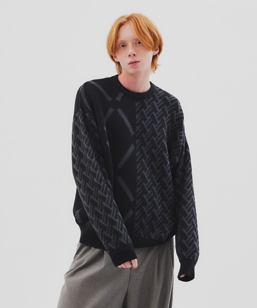 tk.TAKEO KIKUCHI（ティーケータケオキクチ）の「◆ソフトベルベッドライク キカガク＆フェアアイル柄ニット（ニット/セーター・メンズ・ホワイト系6/ホワイト系5/ブラック系3/ブラック系4・03/02）」の4枚目の写真